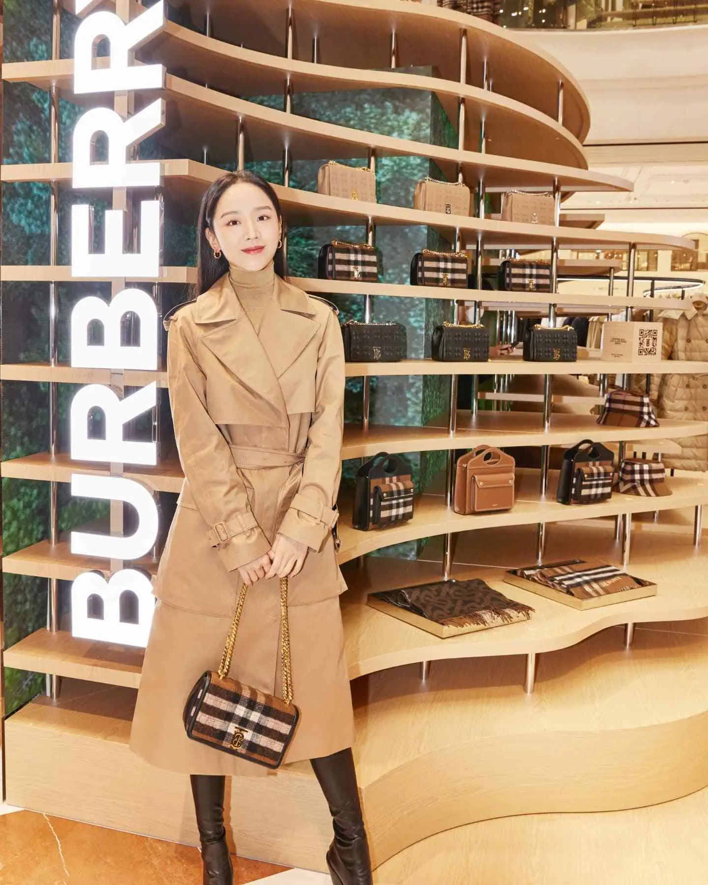 Shin Hye Sun - shin-hye-sun-19.webp